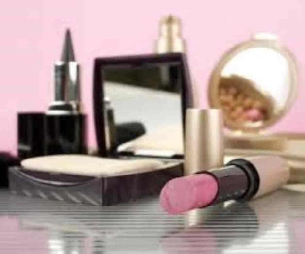 El 53% de mexicanas compran maquillaje al menos 3 veces por año