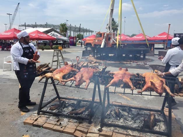 Impone Reynosa récord Guinness