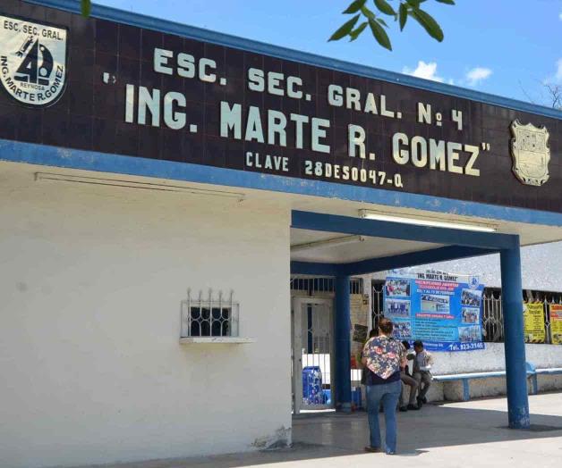 Bajo revisión del SNTE conflicto en secundaria 4 Bajo revisión del SNTE conflicto en secundaria 4