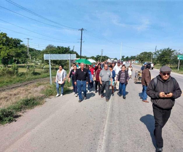 Amagan con bloqueo en la caseta de peaje Amagan con bloqueo en la caseta de peaje