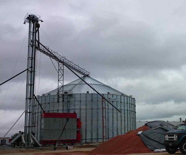 ‘Pretenden sepultar agricultura comercial’ ‘Pretenden sepultar agricultura comercial’