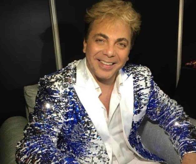 Demuestra Cristian Castro su apoyo a su madre