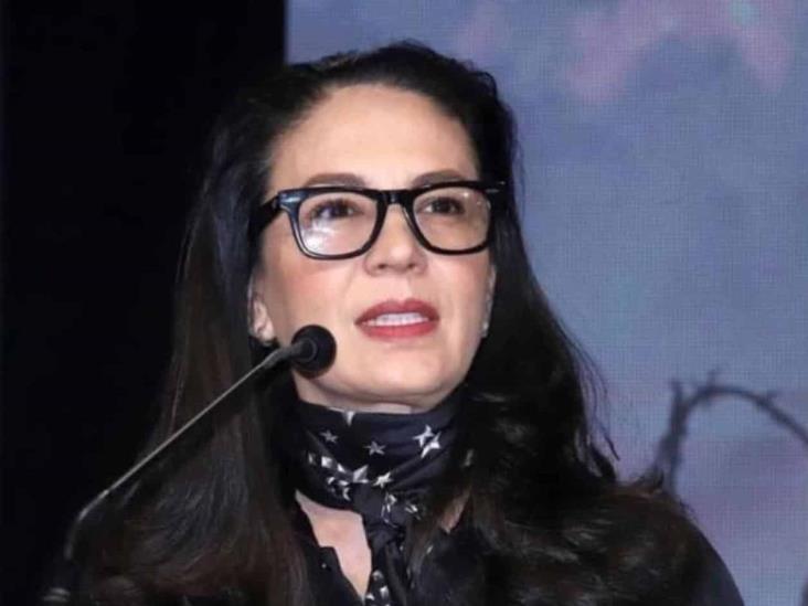Yo sí estaba enamorada de Verónica Castro Yo sí estaba enamorada de Verónica Castro