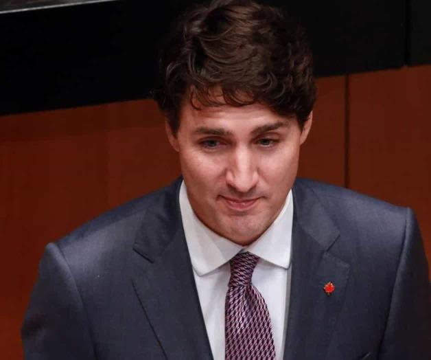 Cuestionan por fotos ‘racistas’ a Trudeau