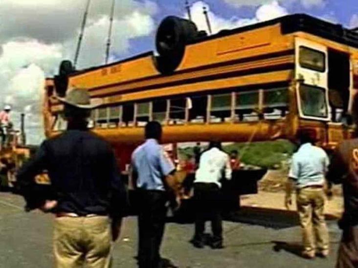 Recuerdan el día en que murieron 30 estudiantes Recuerdan el día en que murieron 30 estudiantes