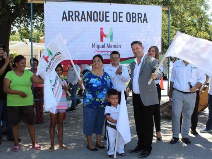 Inaugura alcalde trabajos en la red de agua potable Inaugura alcalde trabajos en la red de agua potable