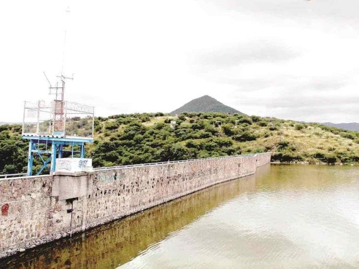 Alerta por déficit de agua en presas Alerta por déficit de agua en presas