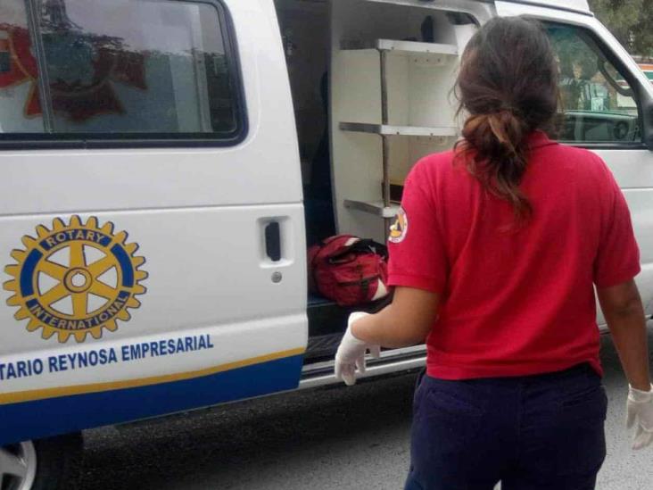 Cae de su moto en marcha, se lesiona Cae de su moto en marcha, se lesiona