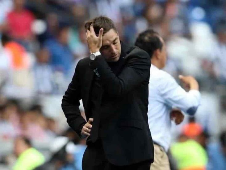 Despide Rayados a Alonso tras perder en Clásico Regio Despide Rayados a Alonso tras perder en Clásico Regio