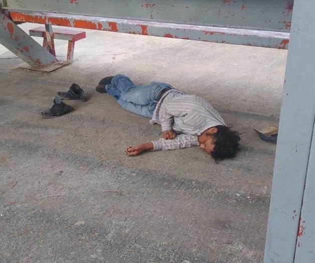 Invaden ebrios áreas familiares. Descansan en el suelo a la vista de niños y mujeres