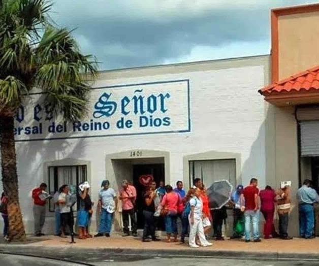 Miles cruzan la frontera para vender su sangre