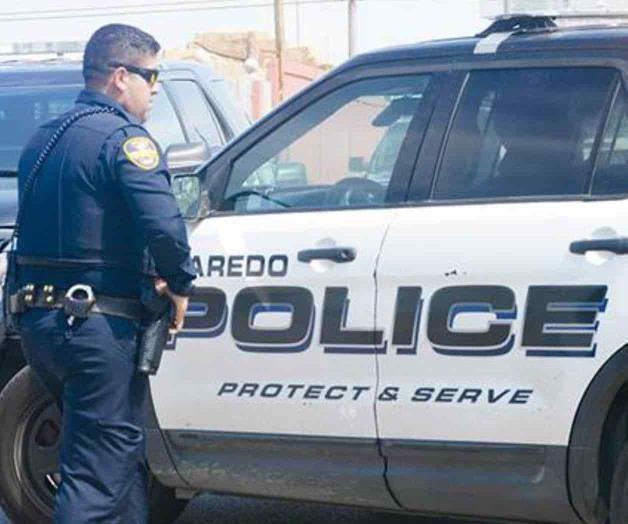 Entregan cinco patrullas y 10 bicicletas a la Policía