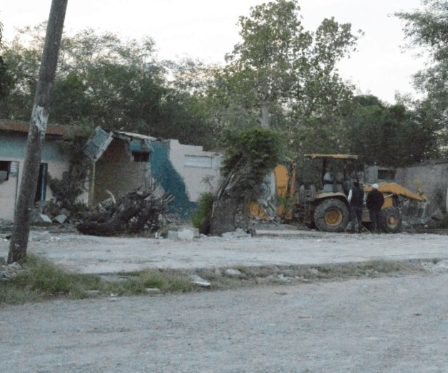 Derriban cuartos en la ‘zona roja’
