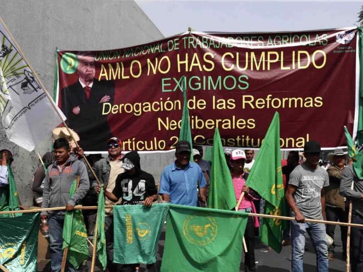 Campesinos liberan San Lázaro pero protestarán en giras de AMLO Campesinos liberan San Lázaro pero protestarán en giras de AMLO