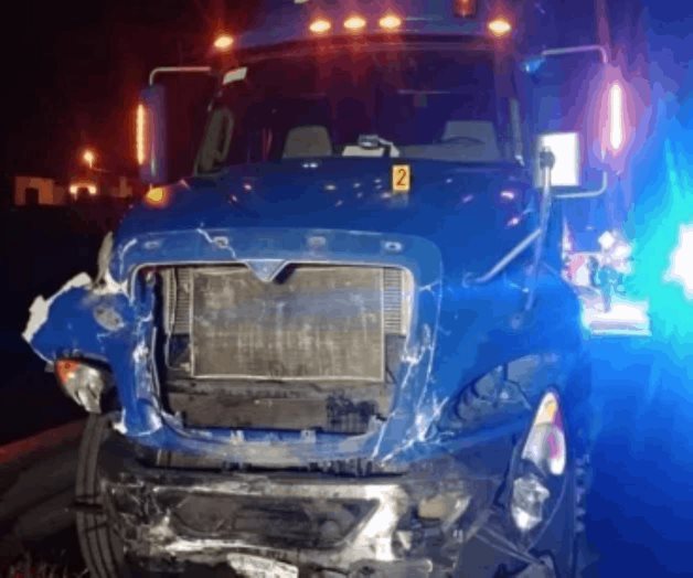 Chocan pipa y taxi en Sonora; hay 6 muertos