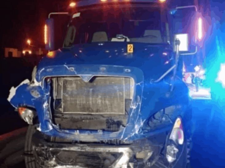 Chocan pipa y taxi en Sonora; hay 6 muertos Chocan pipa y taxi en Sonora; hay 6 muertos