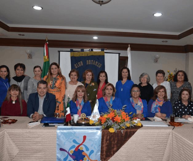 Reciben al gobernador rotario