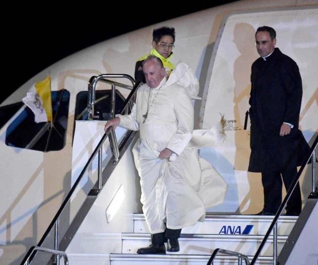 El Papa llega a Japón, en la primera visita de un pontífice en 38 años