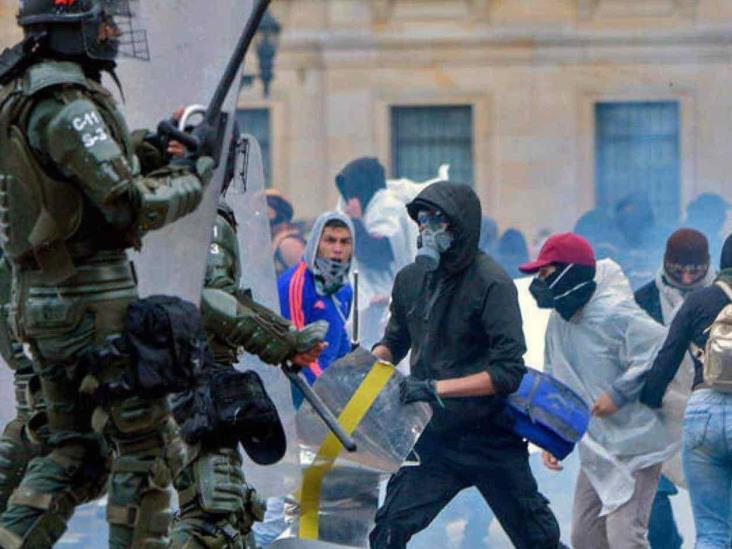 Decreta Bogotá toque de queda Decreta Bogotá toque de queda