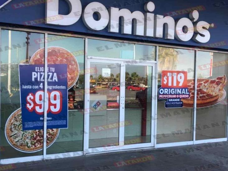 Descubren empleados robo a Domino's Pizza