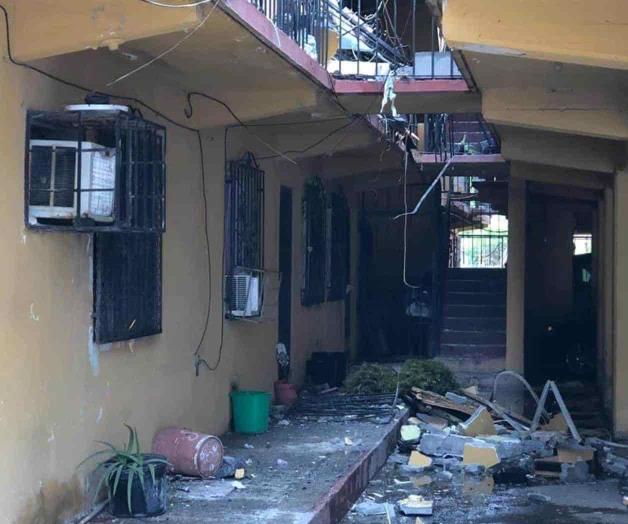 Explota tanque de gas en unos apartamentos; dos lesionados