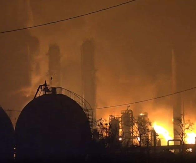 Terror en Texas, al explotar una planta de productos químicos Terror en Texas, al explotar una planta de productos químicos
