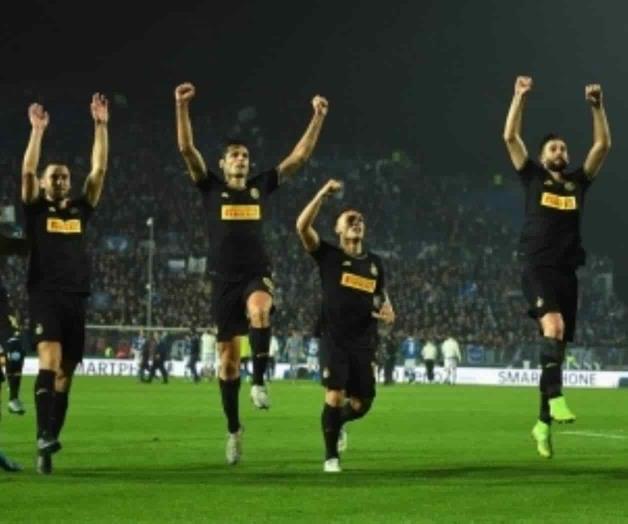 Martínez y Lukaku lideran victoria del Inter sobre Slavia Praga