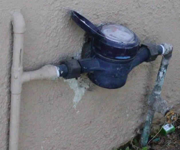 Está sin medidor 46% de usuarios