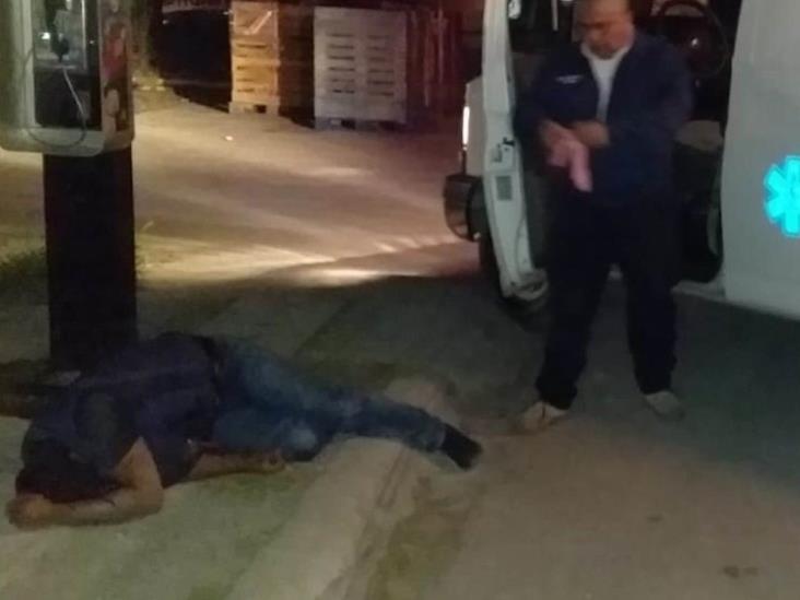 Le dan una desconocida Le dan una desconocida