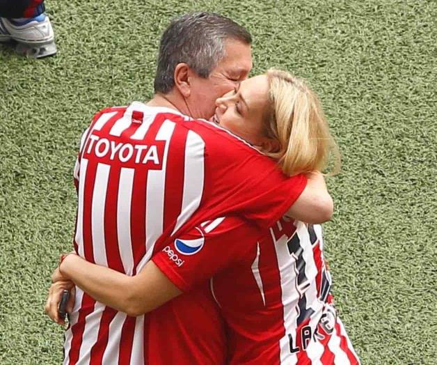 No descarta Angélica Fuentes, exesposa  de Jorge Vergara, en comprar a Chivas