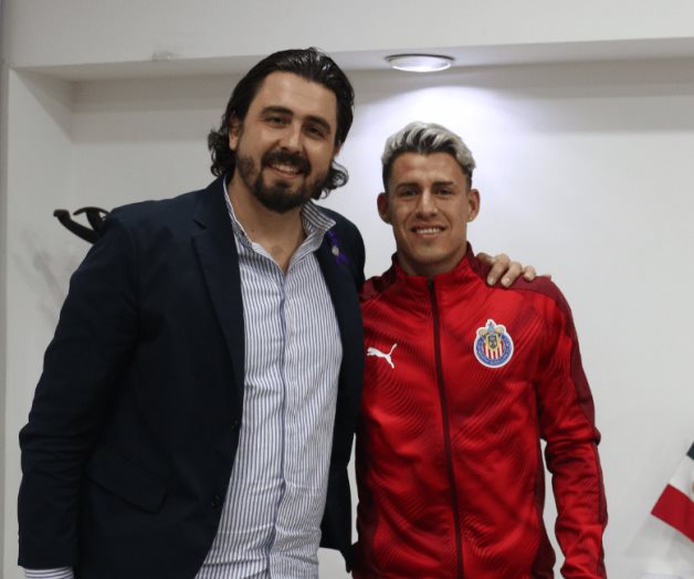 Cristian Calderón es nuevo futbolista de Chivas Cristian Calderón es nuevo futbolista de Chivas