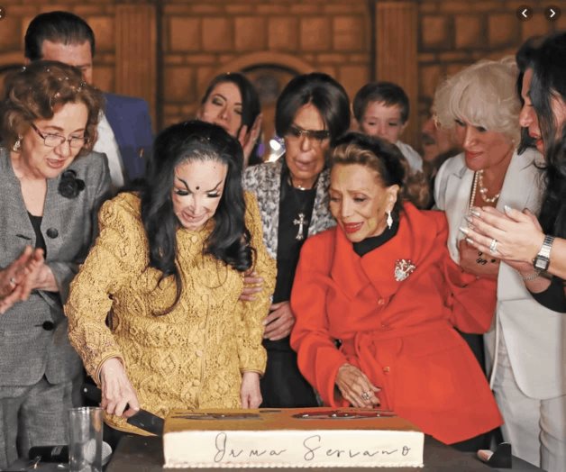 Yuridia comparte fotos de su boda Yuridia comparte fotos de su boda