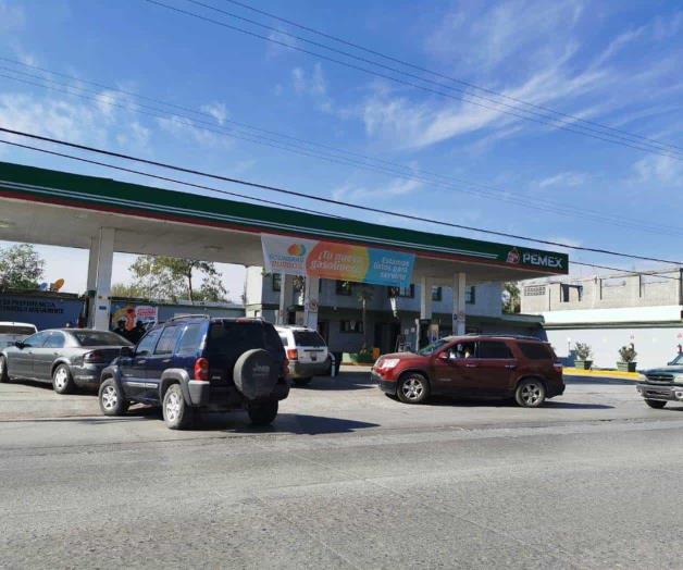 Detienen a empleado de gasolinera por robo