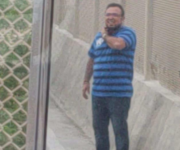 Le niega EU asilo y se corta la yugular