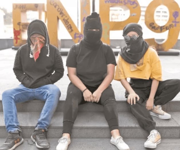 Maestros espiaban con cámaras ocultas a alumnas en Prepa 9