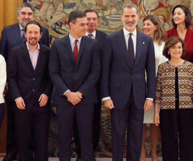 Nuevos vicepresidentes y ministros prometen su cargo en España Nuevos vicepresidentes y ministros prometen su cargo en España