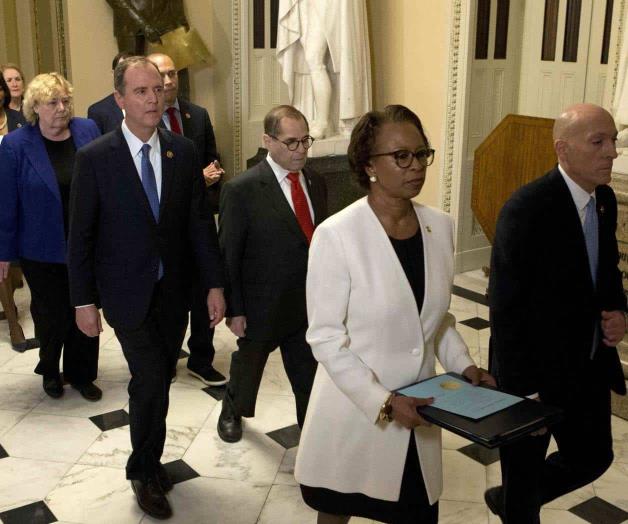 En Senado cargos para juicio político a Trump