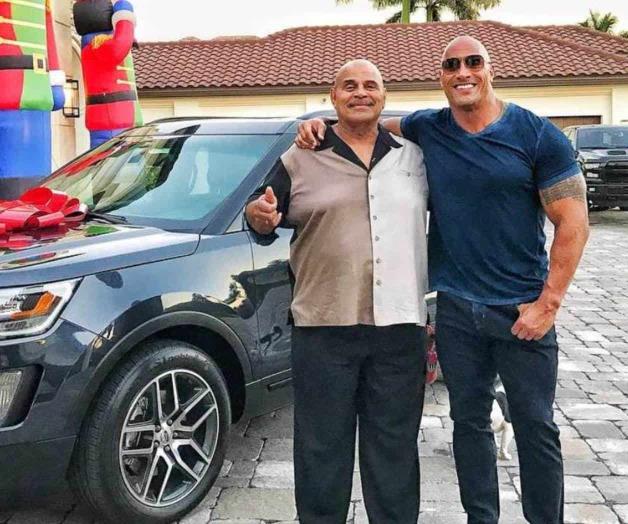 Muere el papá de ‘La Roca’ Muere el papá de ‘La Roca’