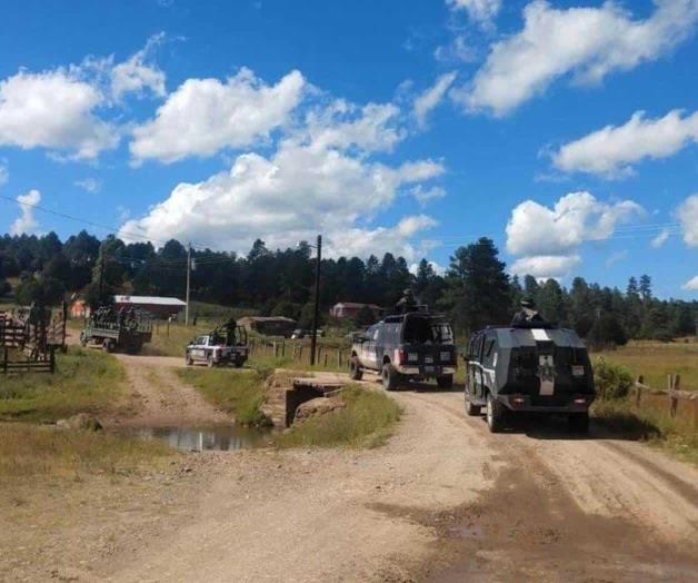 Incendia comando 22  casas en Chihuahua