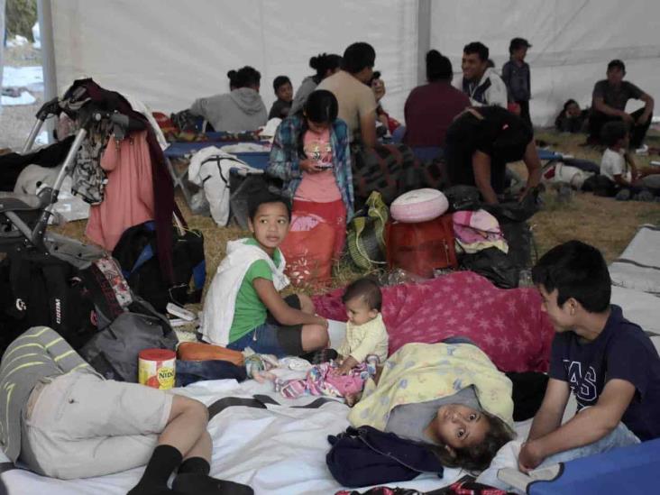 Desisten hondureños de avanzar a México Desisten hondureños de avanzar a México