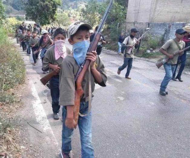 Arman a niños tras masacre