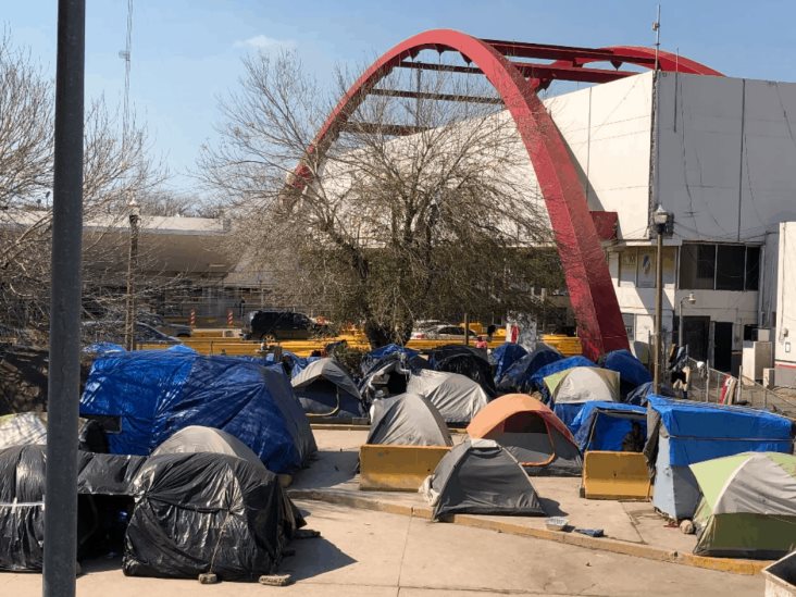 Reubicarán a migrantes Reubicarán a migrantes
