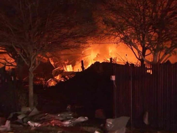 Explosión en fábrica deja dos muertos en Houston Explosión en fábrica deja dos muertos en Houston