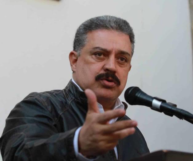 Acusan simulación  de SFP con Lomelí