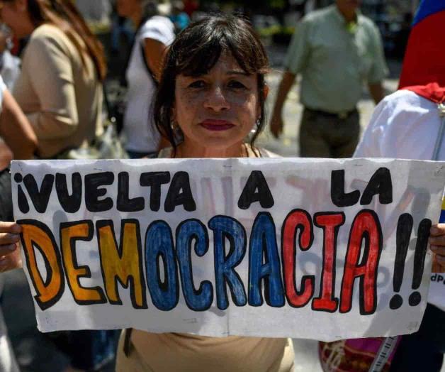 Dos políticos opositores al Gobierno de Maduro se resguardan en la embajada de México en Caracas