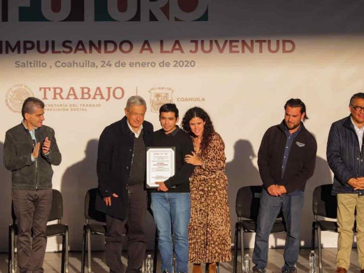 Aumenta beca Jóvenes Construyendo el Futuro Aumenta beca Jóvenes Construyendo el Futuro
