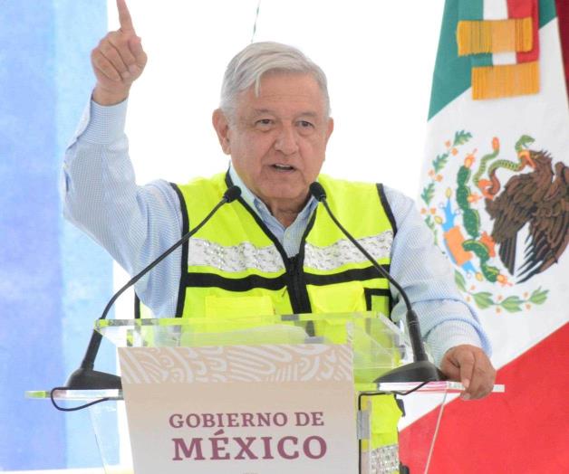 AMLO invita a participar a empresas en proyectos del gobierno
