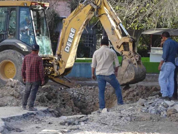 Revientan línea de gas en calle Saltillo del Fovissste Revientan línea de gas en calle Saltillo del Fovissste
