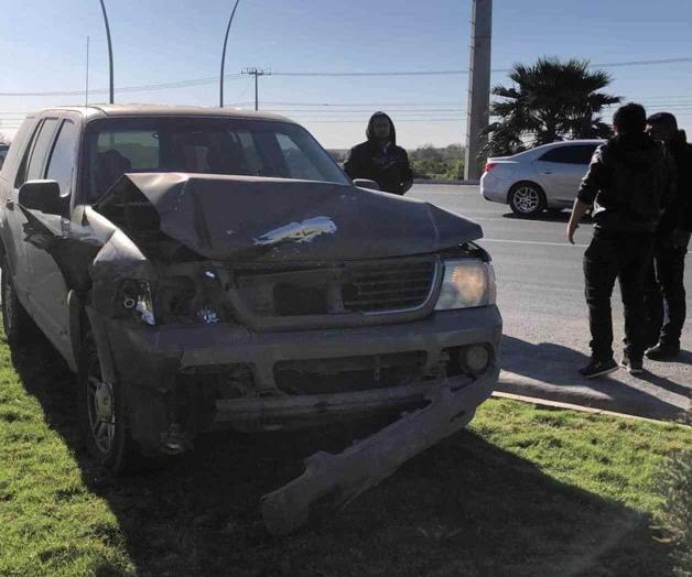 Provocan accidente y se escapan Provocan accidente y se escapan