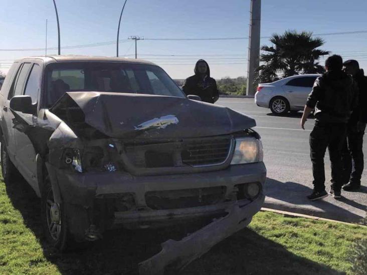Provocan accidente y se escapan Provocan accidente y se escapan